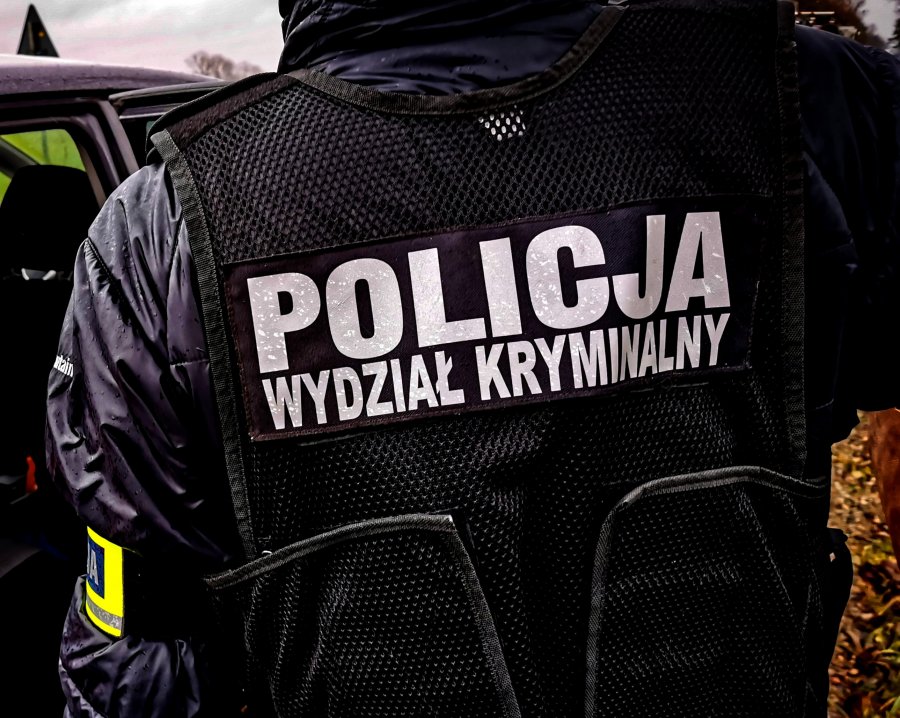 Policjanci zatrzymali poszukiwanych przestępców w całej Polsce - Najpopularniejszy serwis internetowy w regionie - Powiat kłodzki