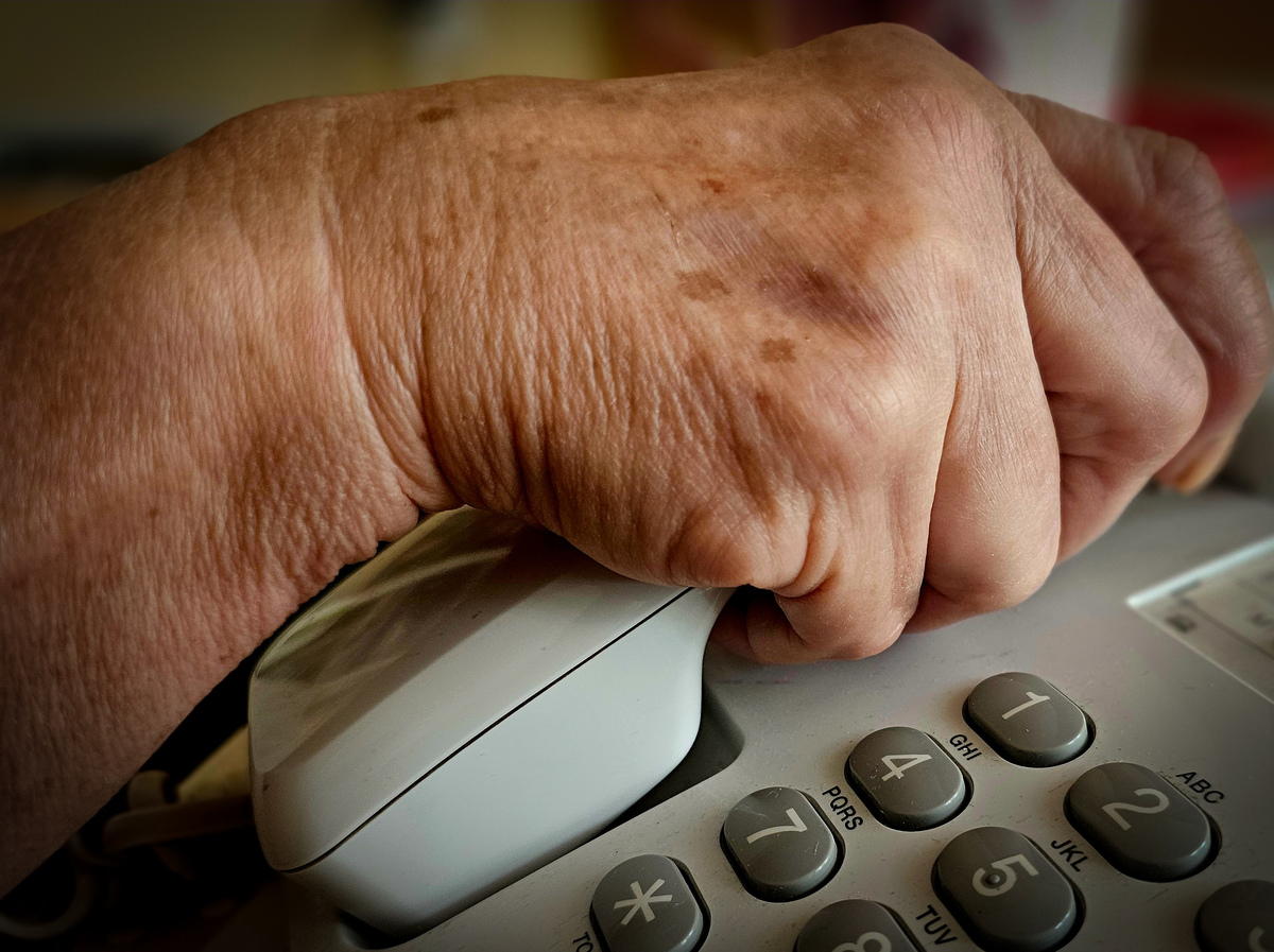 Seniorka straciła 35 tys. zł i biżuterię, uwierzyła w fikcyjny wypadek - Kujawsko-Pomorskie