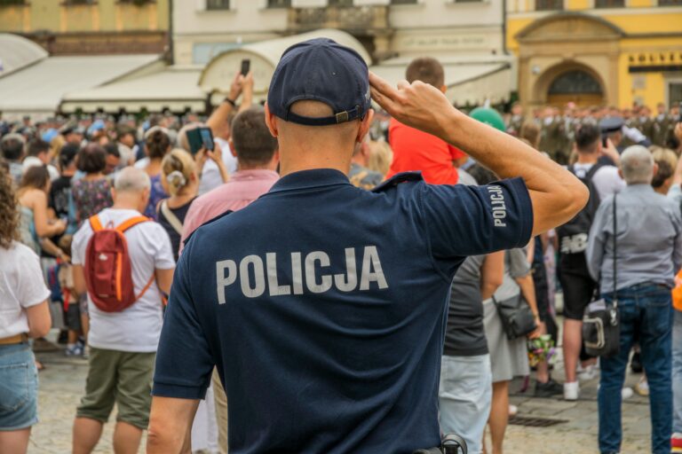 Kolejne wzmocnienie Policji w Olsztynie – 59 nowych funkcjonariuszy - Paragraf