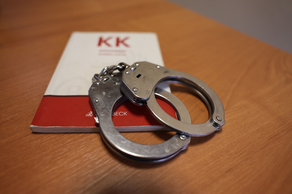 Policja Białystok: Złodzieje ukradli produkty na ponad 2000 zł - trafili do aresztu - Paragraf