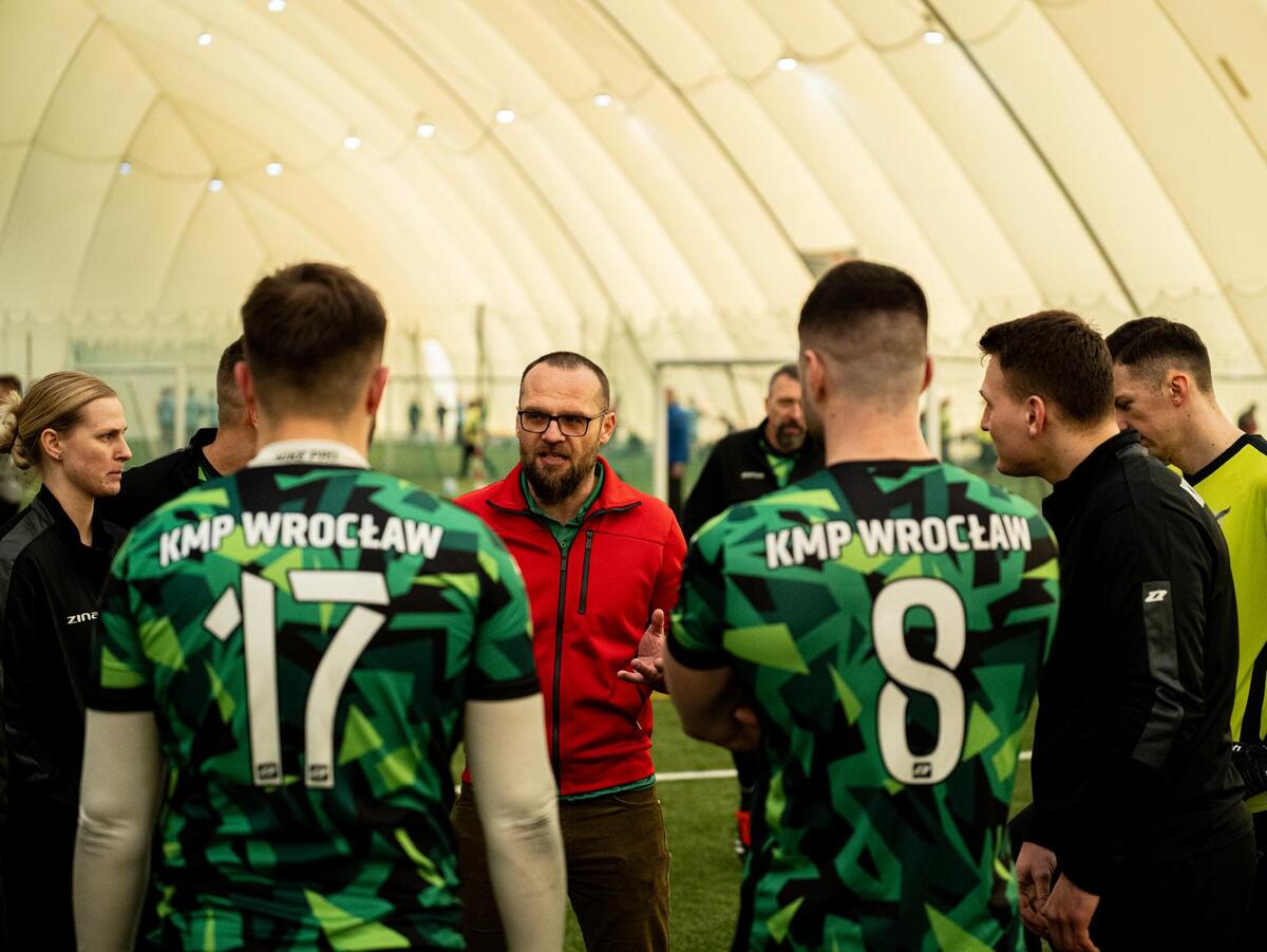 Turniej Policjantów we Wrocławiu: KPP Wołowie pokonuje Wałbrzych i zdobywa Puchar Komendanta - Dolnośląskie