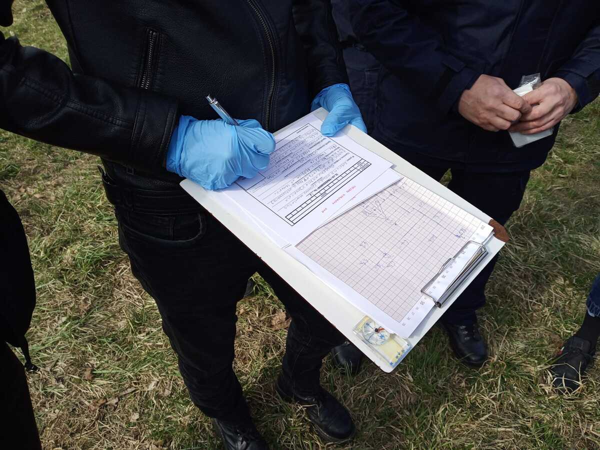 Studenci UWM i policjanci ćwiczą kryminalistykę na Kortowie - Paragraf