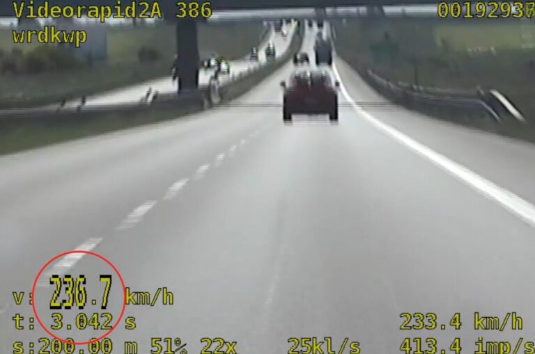 Brawurowa jazda na Dolnym Śląsku: Niemiec pędził 236 km/h! - Paragraf