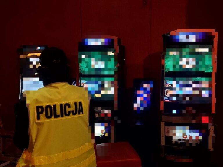 Policja Dolnośląska zlikwidowała nielegalny punkt hazardowy w Legnicy - Paragraf