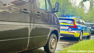Policjanci z Jeleniej Góry kontrolują stan techniczny pojazdów - Paragraf