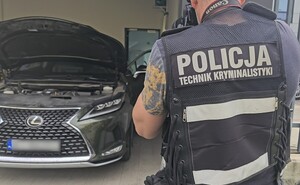 Policjanci zatrzymali obywatela Litwy za kradzież samochodu w Białymstoku - Paragraf
