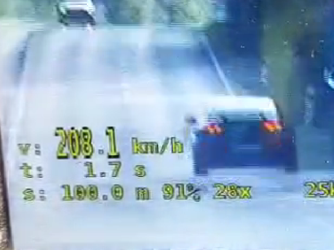 208 km/h poza obszarem zabudowanym – kierujący stracił prawo jazdy - Drogówka