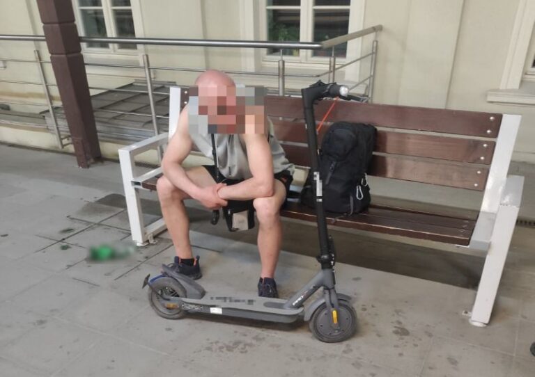 Kradzież na dworcu w Bolesławcu. Policjanci zatrzymali 40-latka - Akcje Służb