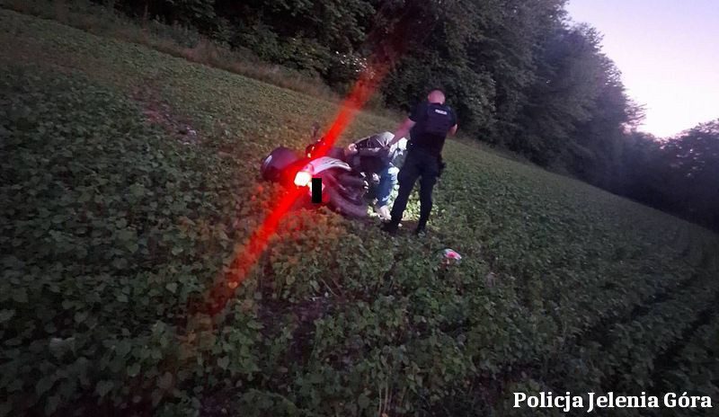 Uciekał przed policją. Miał dożywotni zakaz kierowania - Drogówka