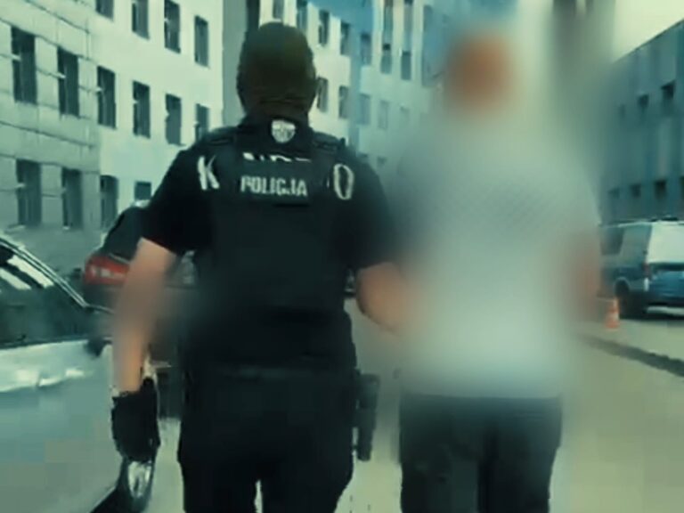 Rozbili szlak przerzutu migrantów i handel narkotykami - Kryminalne