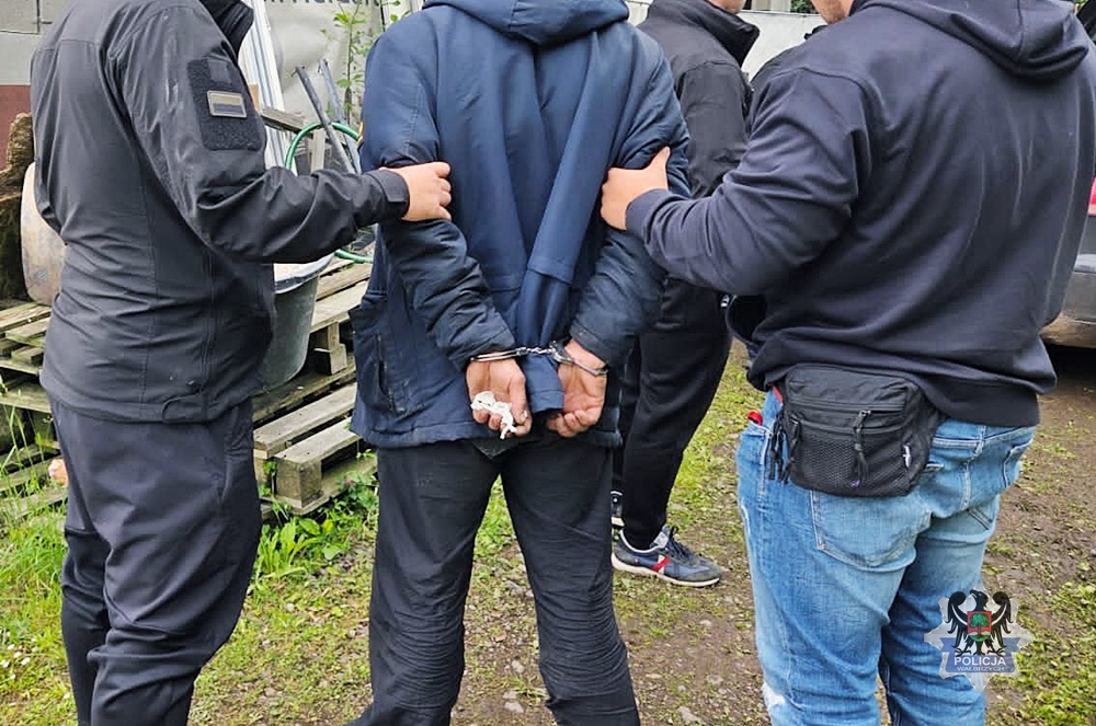 Wałbrzych: Policja zatrzymała 9 poszukiwanych, dwoje z narkotykami - Kryminalne
