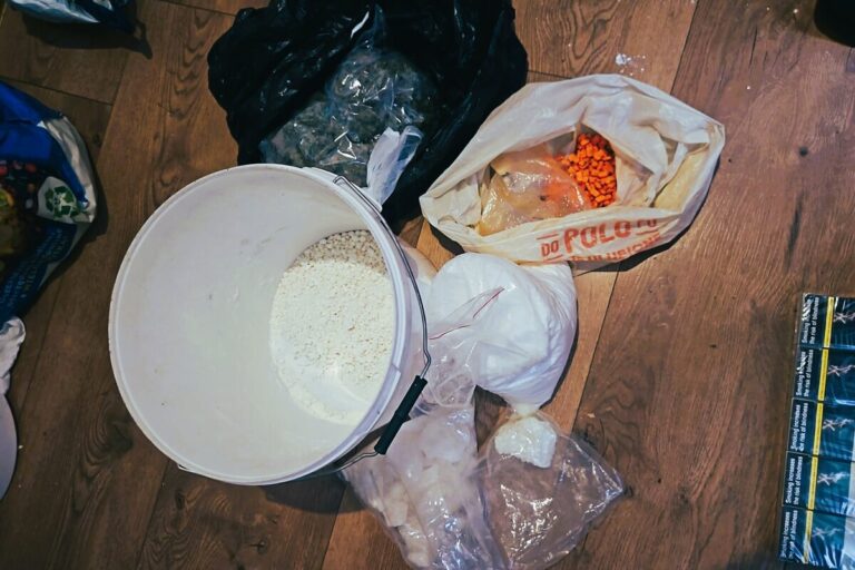 Zabrzańscy kryminalni zatrzymali 49-latka z 3,5 kg narkotyków - Kryminalne