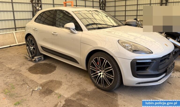 Policja w Lubinie odzyskała Porsche i zatrzymała pasera - Drogówka