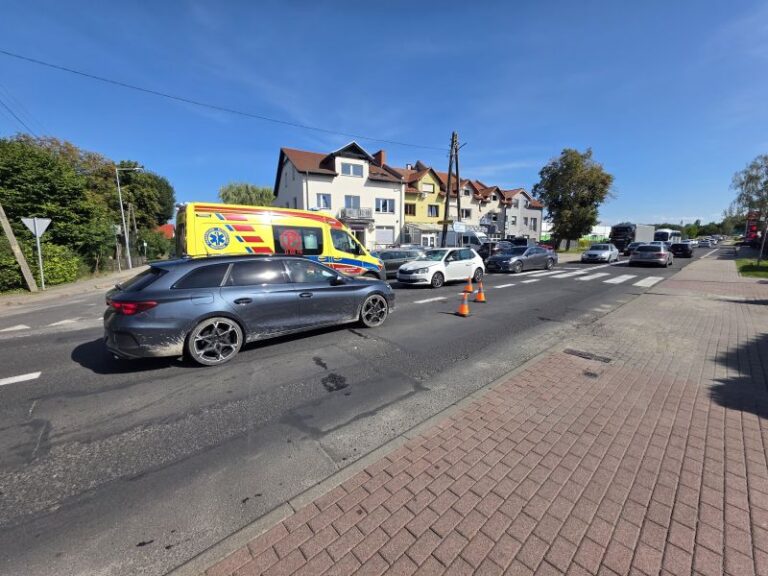 Nieustąpił pierwszeństwa – 68-latek trafił do szpitala - Wypadki i Kolizje
