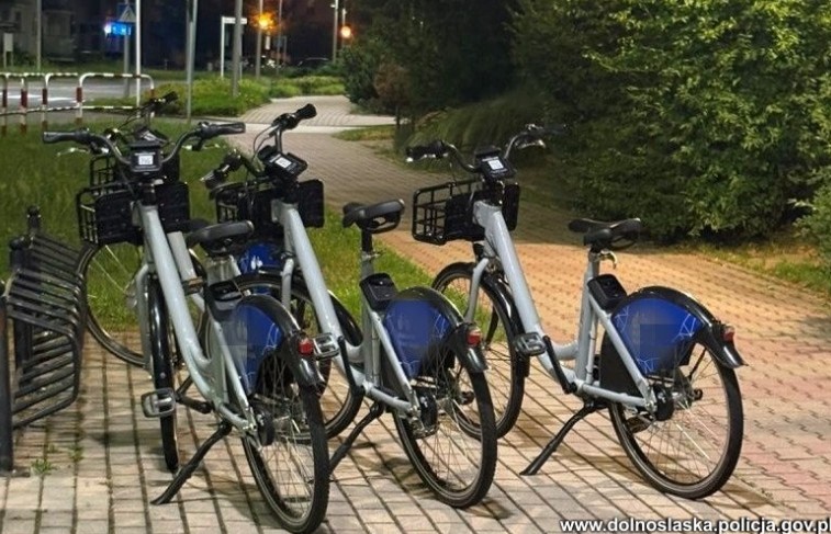 Policja w Polkowicach ukarała dwie 17-latki za jazdę pod wpływem - Drogówka