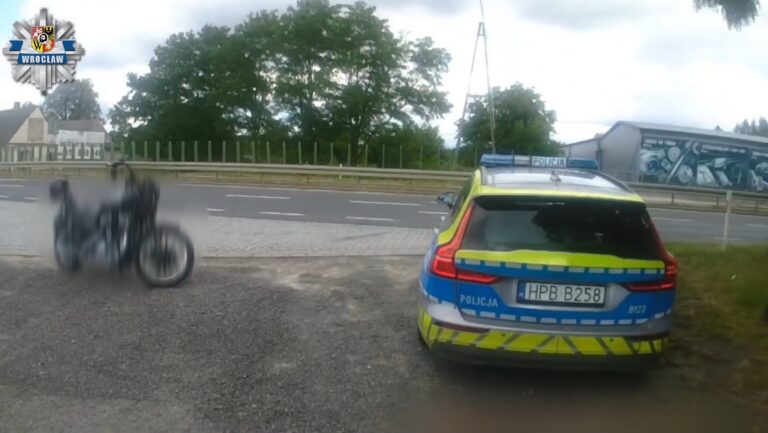 Motocyklista z Długołęki próbował przekupić policję – grozi mu kara więzienia - Drogówka