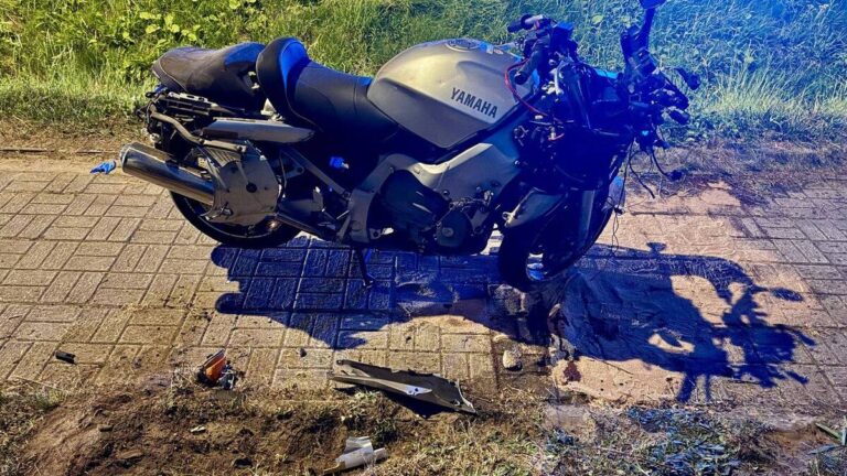 Zderzyło się BMW z motocyklistą w Kowalance - Wypadki i Kolizje