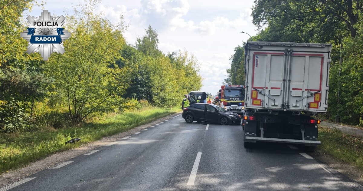 Zjechał na przeciwny pas – kierowca Renault trafił do szpitala - Wypadki i Kolizje