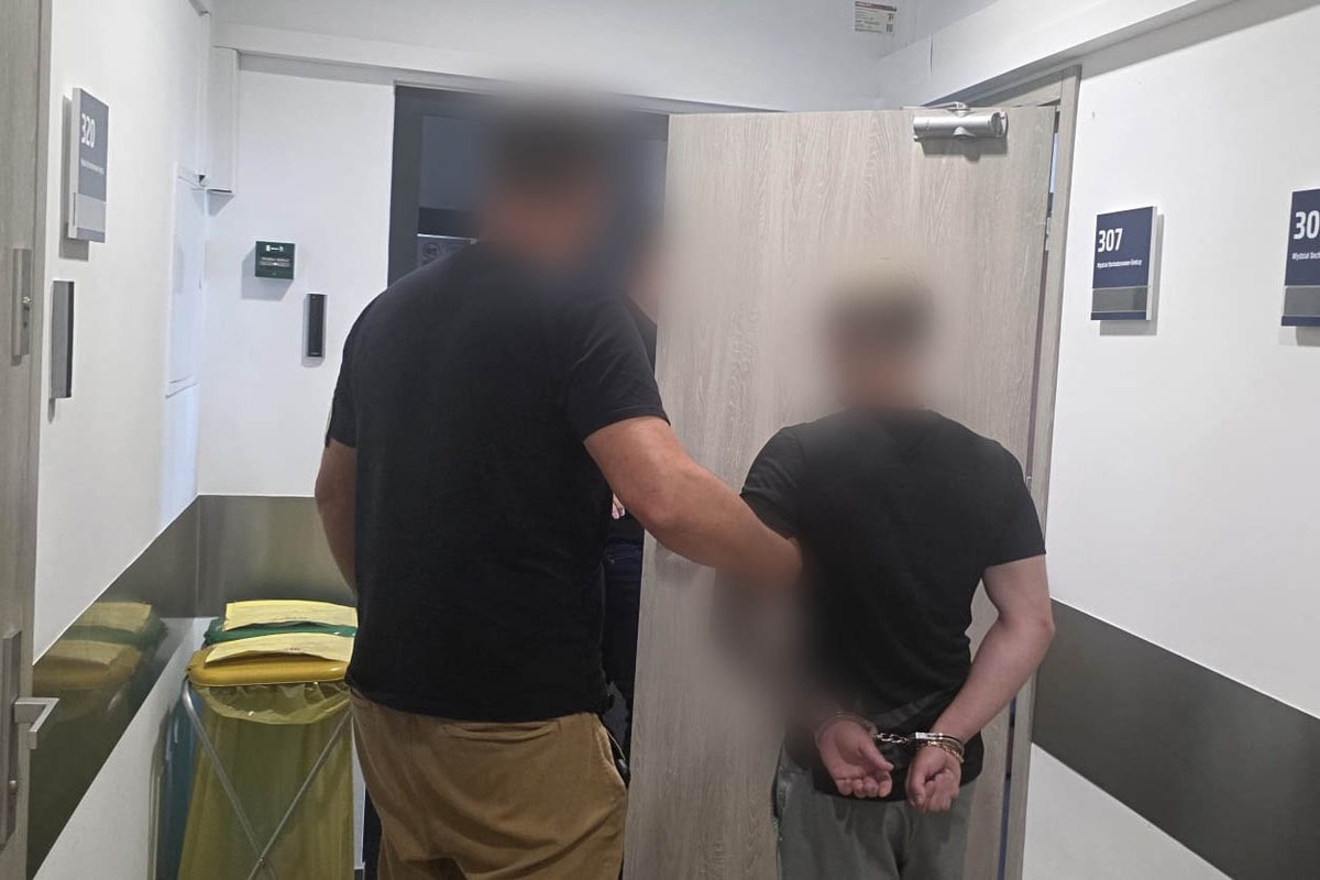 Policja w Limanowej zatrzymała sprawców kradzieży 600 tys. zł - Drogówka