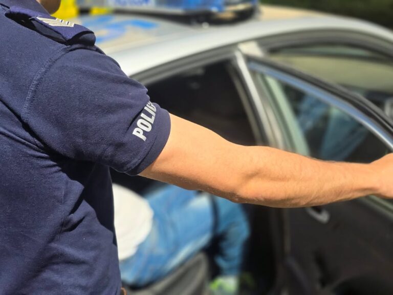 Złamał zakaz 100 m – policja i sąd w Ząbkowicach natychmiast zareagowały - Drogówka
