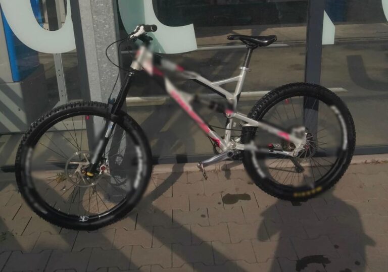 Policja w Kłodzku odzyskała skradziony rower nastolatka - Kradzieże