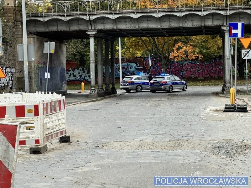 Ewakuowano mieszkańców po odkryciu niewybuchu we Wrocławiu - Drogówka